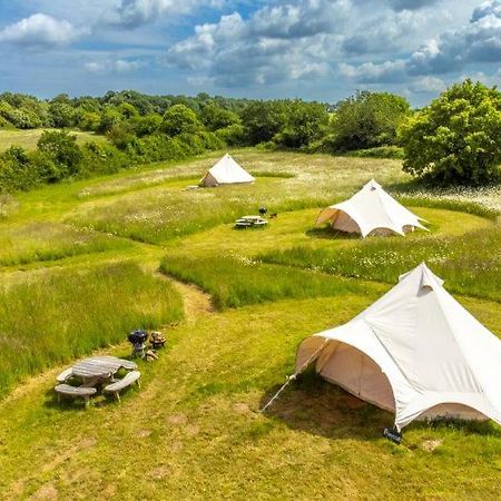 Vila Red Clover At Blanca'S Bell Tents Ringstead  Exteriér fotografie