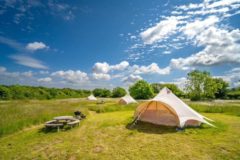 Vila Red Clover At Blanca'S Bell Tents Ringstead  Exteriér fotografie