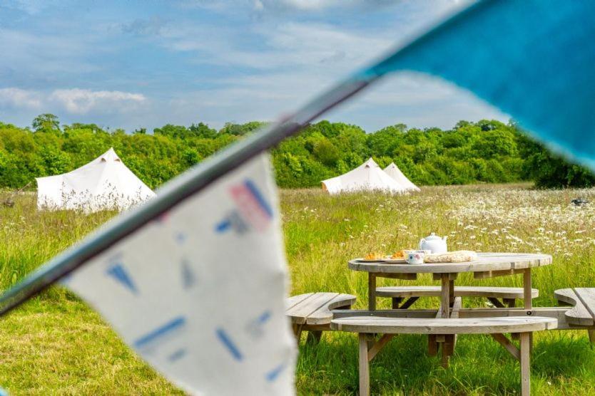 Vila Red Clover At Blanca'S Bell Tents Ringstead  Exteriér fotografie