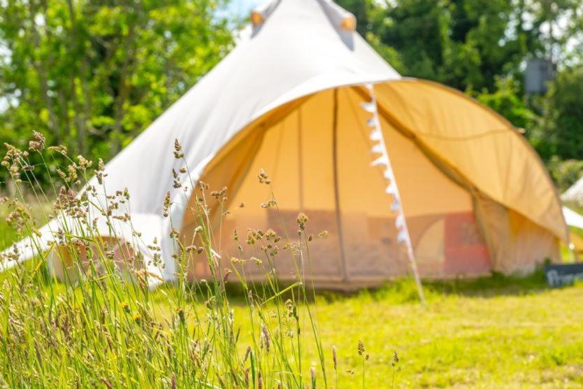 Vila Red Clover At Blanca'S Bell Tents Ringstead  Exteriér fotografie