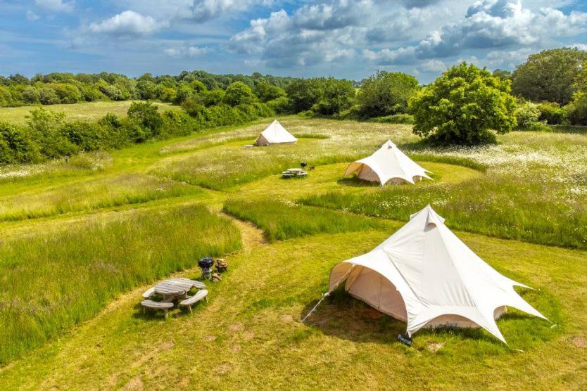 Vila Red Clover At Blanca'S Bell Tents Ringstead  Exteriér fotografie